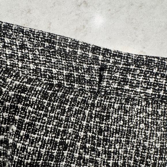 Worthington Black & White Tweed Pencil Skirt Women's 2 Back Slit Preppy Office - Picture 14 of 15